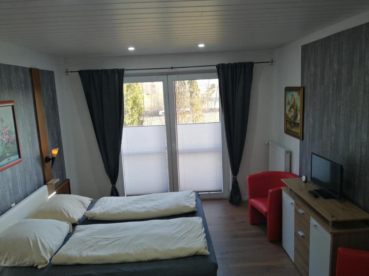 Pension Arkadenhof Loipersdorf bei Fuerstenfeld Exterior photo